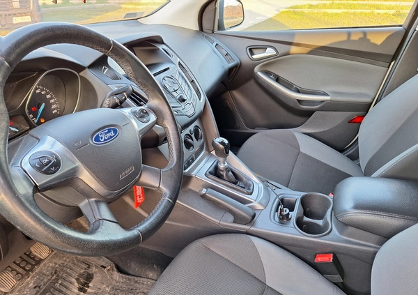 Ford Focus cena 24900 przebieg: 197000, rok produkcji 2013 z Jedlina-Zdrój małe 79